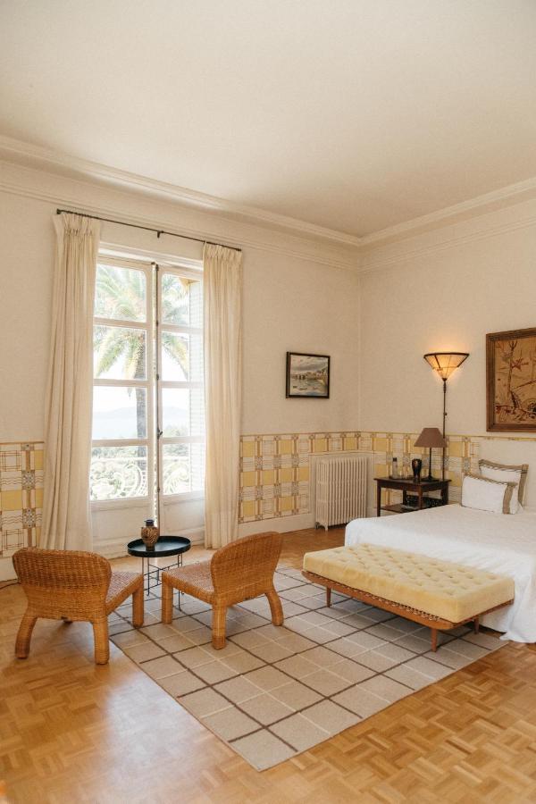 Exclusive Waterfront Villa - Cote Dazur Le Pradet Exterior photo